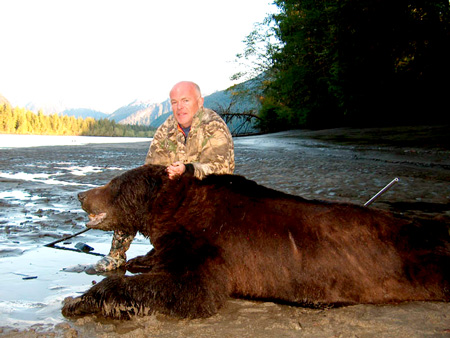 spring-inland-grizzly-hunting.jpg